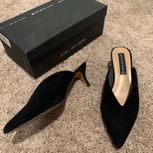 Steve by Steve Madden ainsley black suede mule